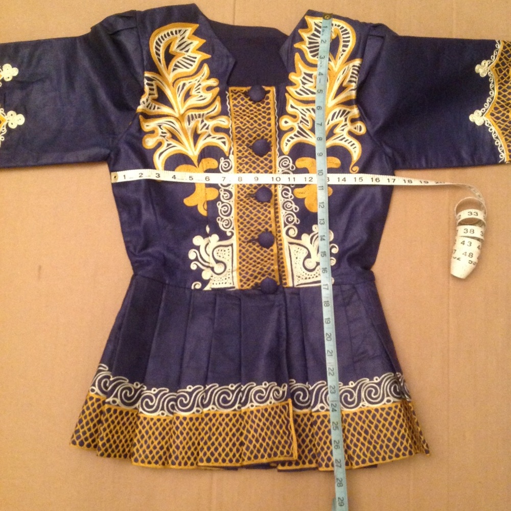 African 3pc attire - Picture 7 of 7